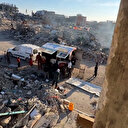 Harap olmuş evlerine dönen Gazzelilere pizza ikram etti