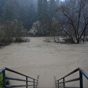 Önce yangın şimdi de sel: ABD'de şiddetli yağışlarla mücadele ediyor