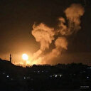 İsrail Ramazan'ın ilk günü Şam'ı bombaladı