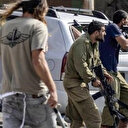 مستوطنون إسرائيليون يقتحمون مسجدا وينكلون بالمصلين شمالي الضفة