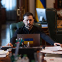 L'Ukraine se prépare à des discussions cruciales avec les Etats-Unis en Arabie saoudite mardi