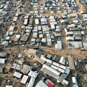 إصابة 8 فلسطينيين في استهداف مسيرة إسرائيلية خيمة نازحين جنوبي غزة