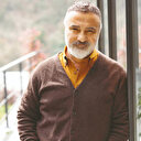 Mizahi bir iç hesaplaşmayla yazdım