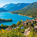 İtalyan kasabasında kahve parasına ev satılıyor