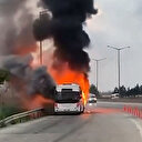 Seyir halindeyken alev aldı: Belediye otobüsü cayır cayır yandı