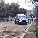 Ümraniye'de inşaat iskelesi çöktü: 2 işçi ağır yaralandı