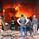 Sakarya'da mobilyacılar çarşısında yangın paniği