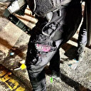 İstanbul'da vandallar polise asitle saldırdı: Üniforma eridi