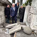 Vali Gül eylemlerde zarar gören Şehzadebaşı Camii'nde inceleme yaptı