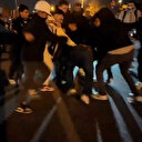 Saraçhane'de dehşet anları: Kendilerini uyaran vatandaşı öldüresiye darbettiler