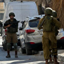 İşgalci İsrail askerleri Batı Şeria'da 25 Filistinliyi gözaltına aldı