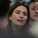 France/Voile dans le sport : "Certains utilisent la laïcité pour attaquer toujours une religion", selon Marine Tondelier