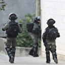 İşgalci İsrail askerleri Batı Şeria'da 20 Filistinliyi gözaltına aldı