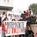 Okulda boykot zorbalığı: Derse giren öğrenciye baskı