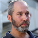 Un ancien pilote de guerre israélien appelle à la fin du génocide à Gaza et à poursuivre les génocidaires