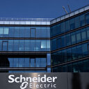 Le français Schneider Electric veut investir 700 millions de dollars aux Etats-Unis dans l'IA et l'énergie