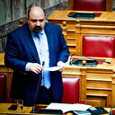 Grèce: un ex-proche de Mitsotakis visé par une enquête parlementaire pour l'accident ferroviaire de 2023