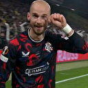 Rangerslı futbolcular Fenerbahçe tribünlerini tahrik etti