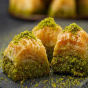 Sucuktan sakatat, fıstıklı baklavadan ay çekirdeği çıktı: İşte insan sağlığıyla oynayan o firmalar