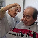 108 yaşında aktif olarak saç kesen kadın berber Guinness Rekorları'na girdi