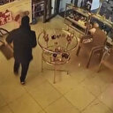 Büyükçekmece’de ilginç hırsızlık kamerada: Papağını çalıp kayıplara karıştı