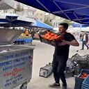 Çorum'da domatesleri çöpe döken pazarcı bedelini ödeyecek: Rekor para cezası verilecek