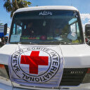 Katil İsrail Gazze'de alıkoyduğu ve sağlık durumları kötüleşen 10 Filistinliyi salıverdi