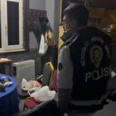 İstanbul'da kumar oynatılan kıraathaneye baskın: Uyuşturucu paketlerken yakalandılar