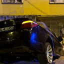 Kaza yapan sürücü otomobilini bırakıp kaçtı