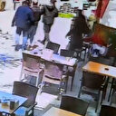 İstanbul'da 6,2 şiddetinden deprem: Deprem anı güvenlik kamerasına yansıdı