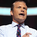 ABD'de krizler bitmiyor: Savunma Bakanı Hegseth'in ofis bilgisayarına Signal uygulamasını indirdiği iddia edildi