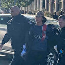 Berlin’de İsrail bayrağını yere atan çocuğa gözaltı