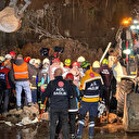 Samsun'daki heyelandan acı haber: Oto yıkamacıda üzerlerine kaya parçaları düşen baba ve iki çocuğu hayatını kaybetti