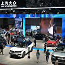 Ecrans, drones et massages: le futur de l'automobile s'expose à Shanghai