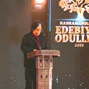 Okan Bayülgen 'Filistinim' şiirini okudu