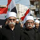 Syrie: Les dirigeants druzes rencontrent le ministre de la défense et le gouverneur de Suwayda