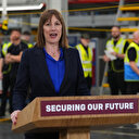 Londres veut accélérer les accords commerciaux face aux tensions douanières mondiales