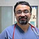 Balkondan düşerek hayatını kaybeden doktor son yolculuğuna uğurlandı: Eşi gözyaşlarına boğuldu