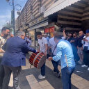 PKK’nın fesih kararı sevinçle karşılandı: Toplanan kalabalık davul zurnalarla halay çekti