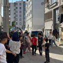 Çöp nedeniyle kavga eden komşular birbirlerine kılıçla saldırdı