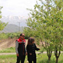 Erzincanlı profesör 40 binden fazla vişne ağacı dikti: Hiç ilaç kullanmadan kazlarla biyolojik mücadele uyguladı