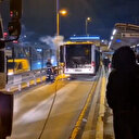 İstanbul’da yine metrobüs vakası: Seyir halindeyken motor bölümünde yangın çıktı