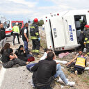 Konya'da yolcu otobüsü devrildi 13 kişi yaralandı