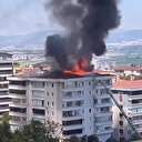 Bursa'da 7 katlı apartmanın çatısı alev alev yandı