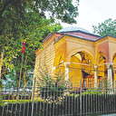 Defineye mâlik viraneler