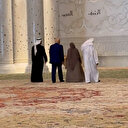 ABD Başkanı Donald Trump'ı BAE Devlet Başkanı Muhammed Bin Zayid camiye götürdü