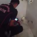 Su giderine sıkışan yavru kedi kurtarıldı