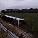 Manisa'da yolcu otobüsü devrildi: 16 kişi yaralandı