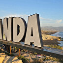 Samandağ'da ilginç hırsızlık: Sahil tabelasındaki ‘ğ’ kayboldu