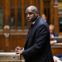 Le Royaume-Uni gèle les discussions commerciales avec Israël et fustige une offensive "monstrueuse" à Gaza